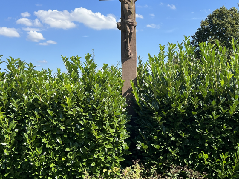 Wegkreuz Lauterburger Weg